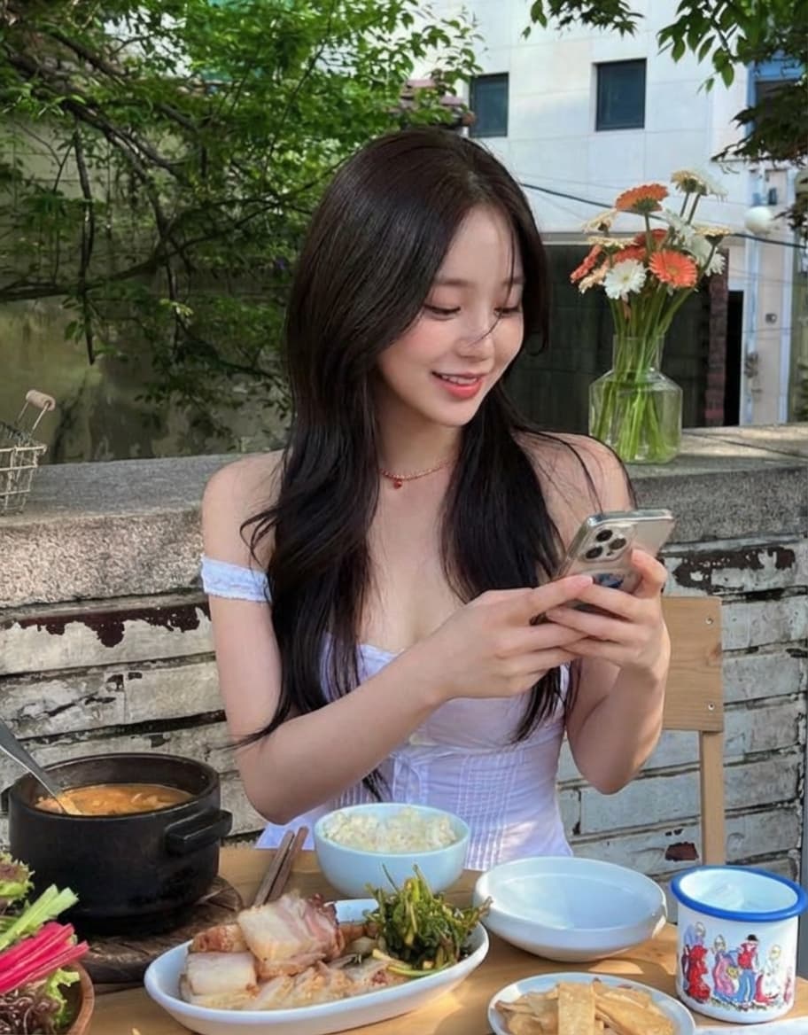 Pose Remix carousel 11